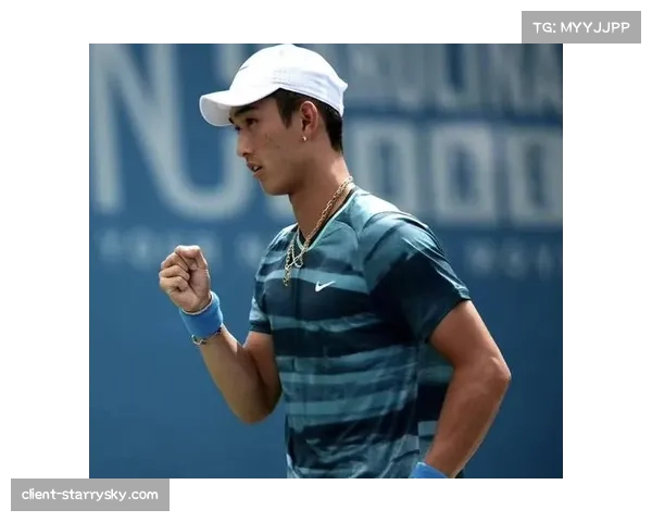 北京网球男双组合商竣程齐洪瑾 逆转取胜展现团队精神 北京网球男双组合商竣程齐洪瑾 逆转取胜展现团队精神